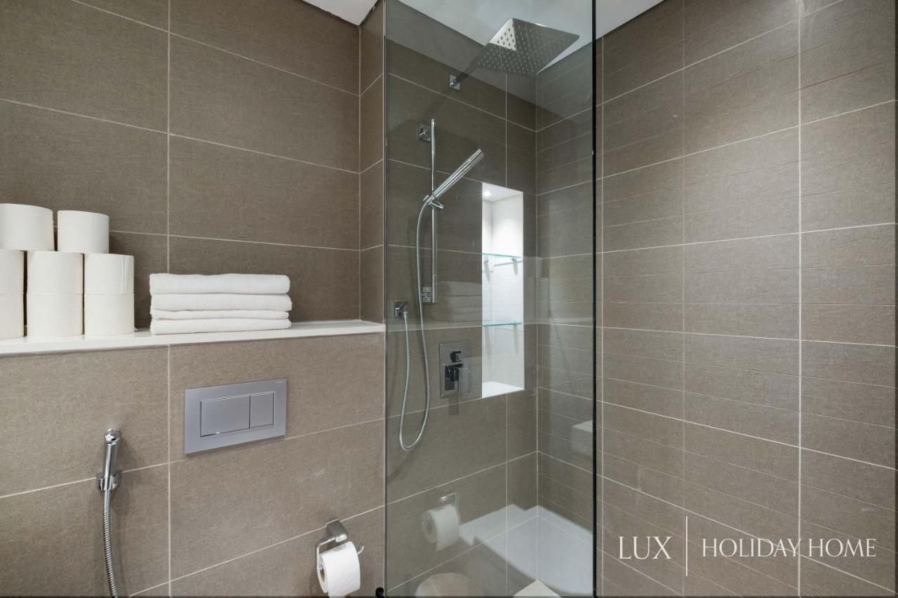 Lux - Contemporary Suite With Full Marina View Dubai Ngoại thất bức ảnh